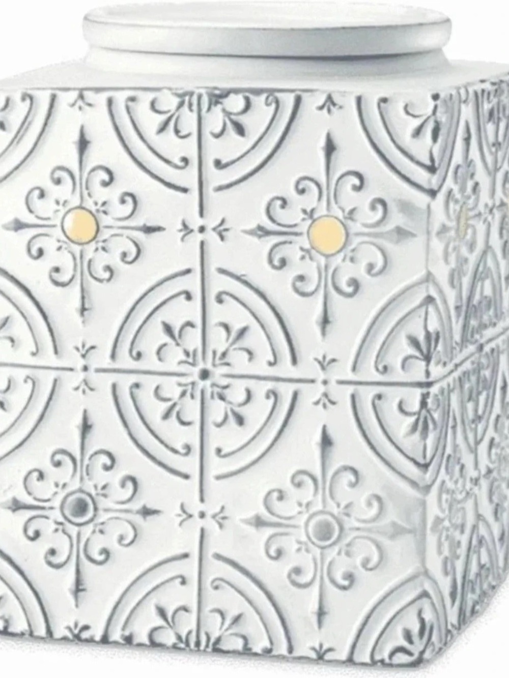 Scentsy Pressed Tin Warmer